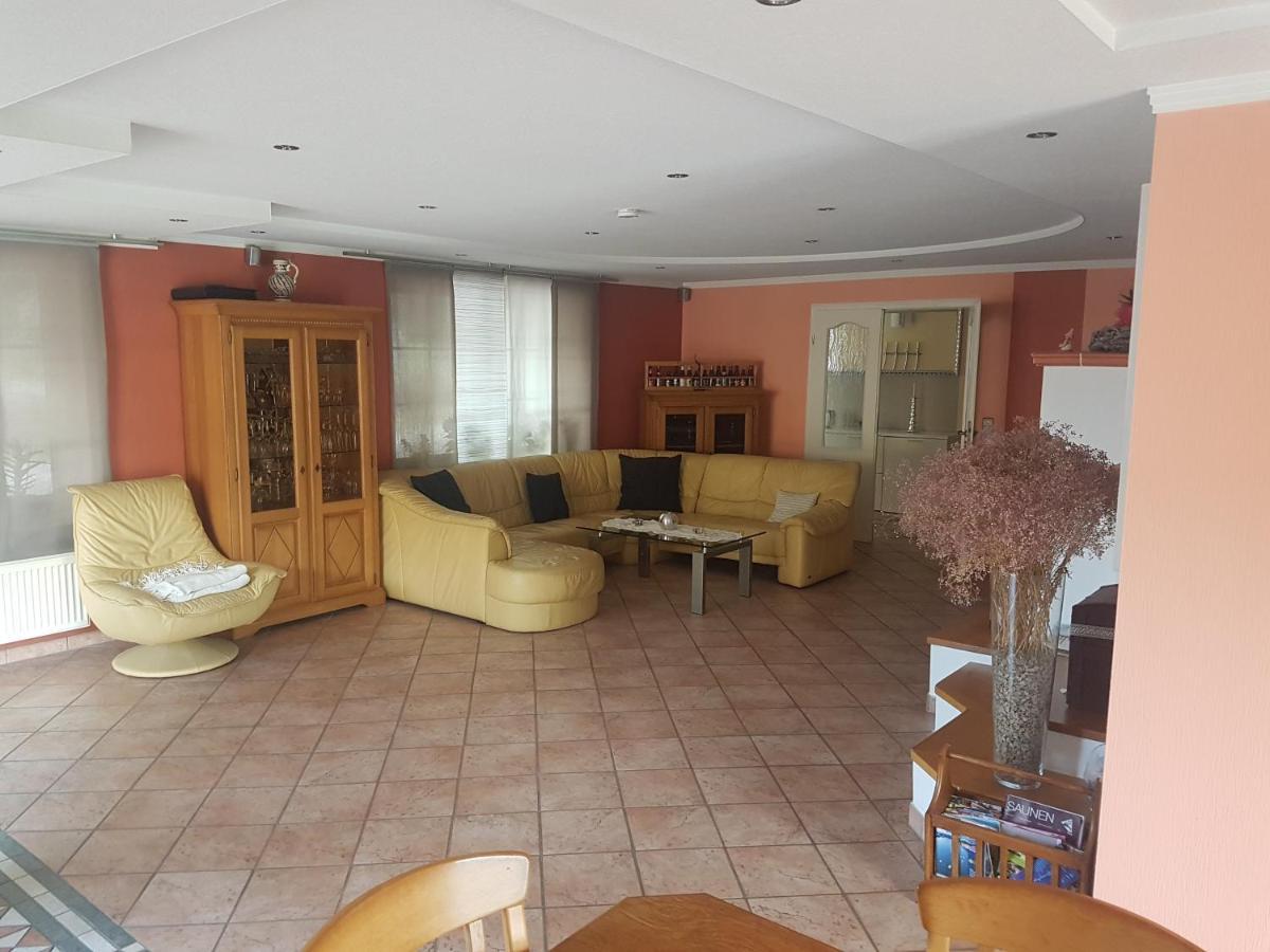 Appartamento Lindenhaus Wévercé Esterno foto